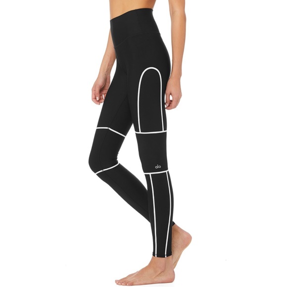 alo yoga halftime leggings